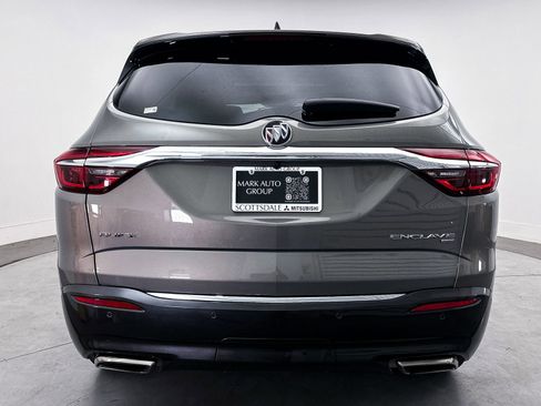 Used 2018 Buick Enclave Essence AWD/4WD image 15