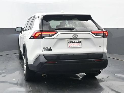 Used 2023 Toyota RAV4 LE FWD image 4
