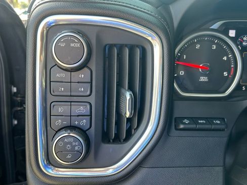 Used 2022 Chevrolet Silverado 2500 High Country w/ Z71 Off-Road Package image 26