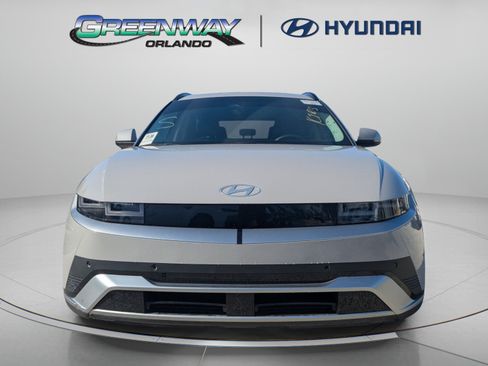 Used 2025 Hyundai Ioniq 5 SEL RWD image 3