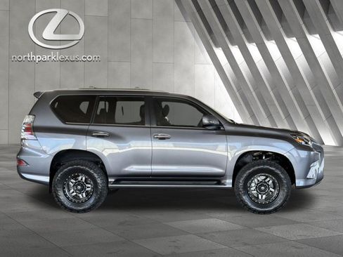 Used 2023 Lexus GX 460 Premium w/ Premium Plus Package AWD/4WD image 4