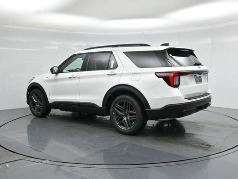 New 2026 Ford Explorer ST-Line image 6