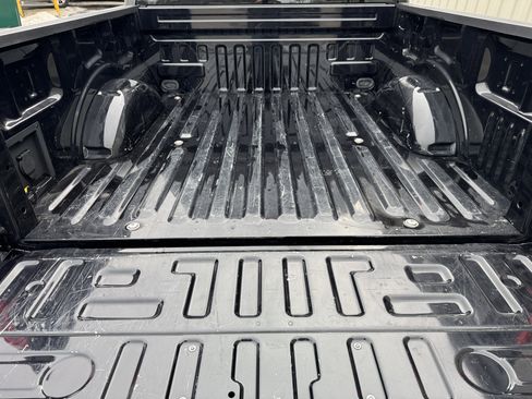 Used 2022 Ford F150 XLT w/ Equipment Group 302A High image 33