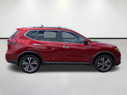 Used 2018 Nissan Rogue SL w/ Premium Package image 3