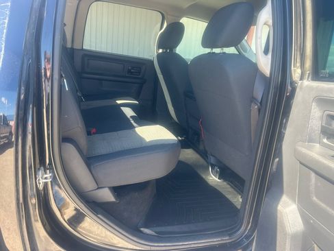 Used 2012 RAM 2500 ST w/ Chrome Appearance Group AWD/4WD image 15