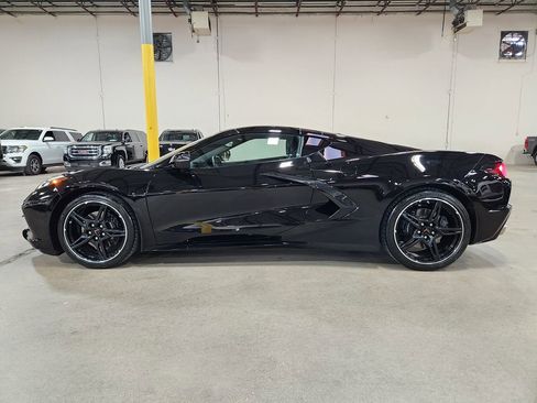 Used 2024 Chevrolet Corvette Stingray Coupe w/ 1LT image 7