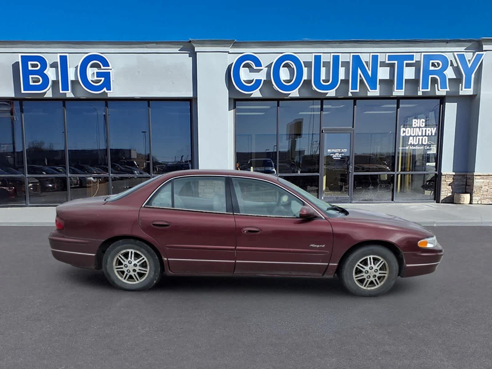 Used 2000 Buick Regal LS w/ Prestige Pkg FWD image 4