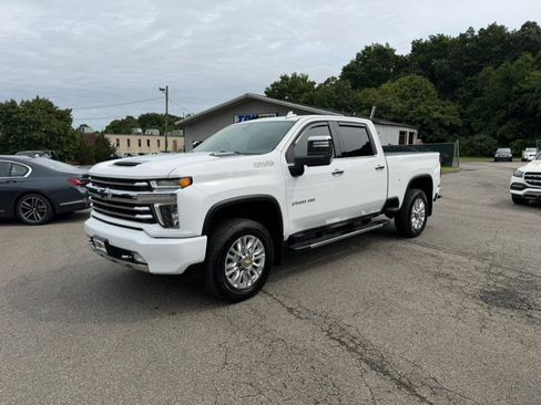 Used 2022 Chevrolet Silverado 2500 High Country AWD/4WD image 1