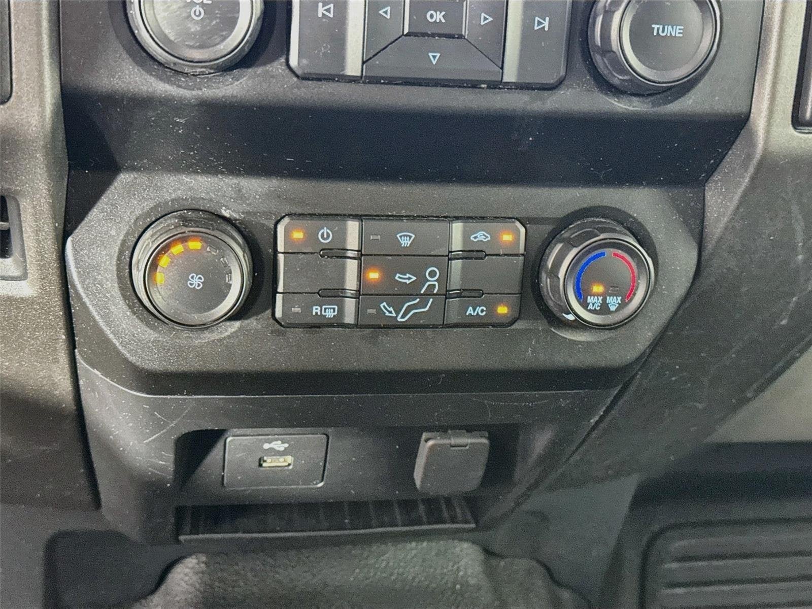 Used 2022 Ford F250 XL w/ Power Equipment Group RWD image 16