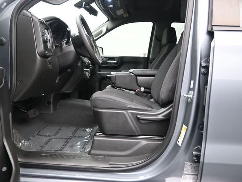 Used 2022 Chevrolet Silverado 1500 Custom RWD image 12