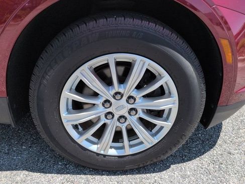 Used 2018 Cadillac XT5 FWD image 11