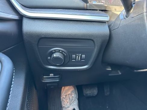 New 2026 Jeep Grand Cherokee Altitude AWD/4WD image 22