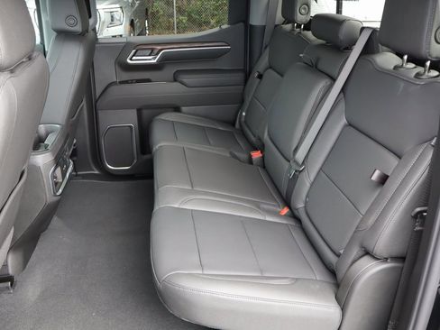 New 2026 GMC Sierra 1500 SLT w/ SLT Premium Plus Package image 21