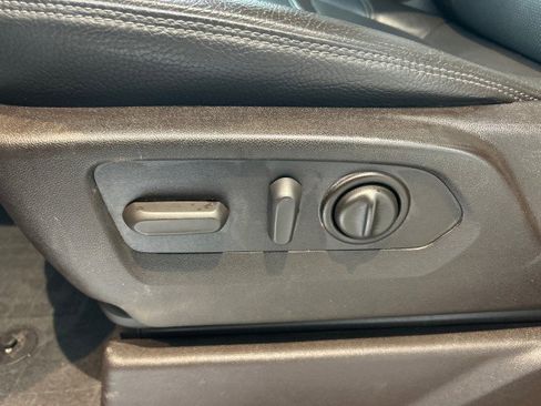 Used 2021 GMC Sierra 1500 Denali w/ Driver Alert Package II image 24