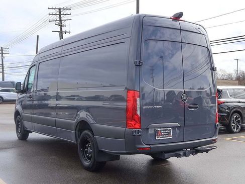 Used 2025 Mercedes-Benz Sprinter 3500 image 7