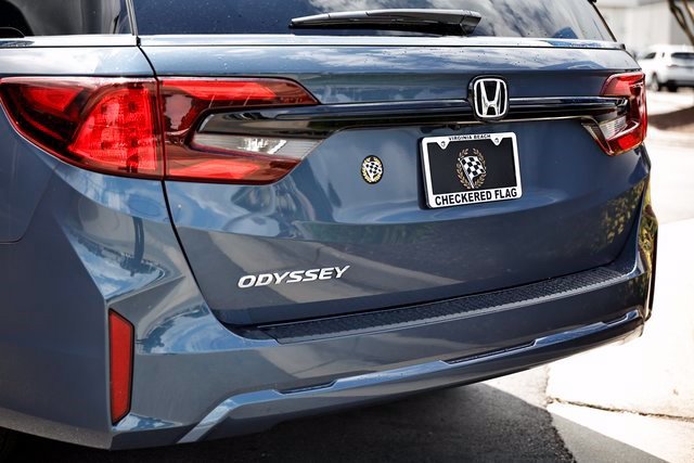 New 2027 Honda Odyssey Touring image 9