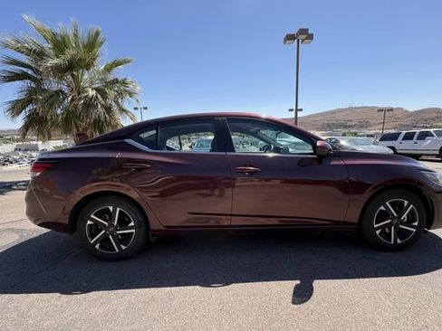 Used 2024 Nissan Sentra SV image 6