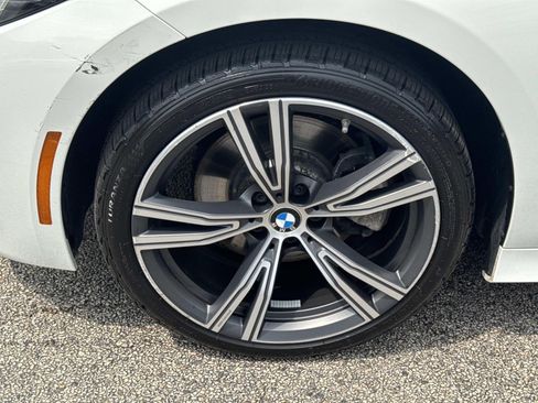 Used 2023 BMW 330i xDrive Sedan w/ Premium Package AWD/4WD image 9