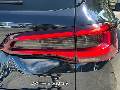 Certified 2023 BMW X5 xDrive40i w/ Executive Package image 33