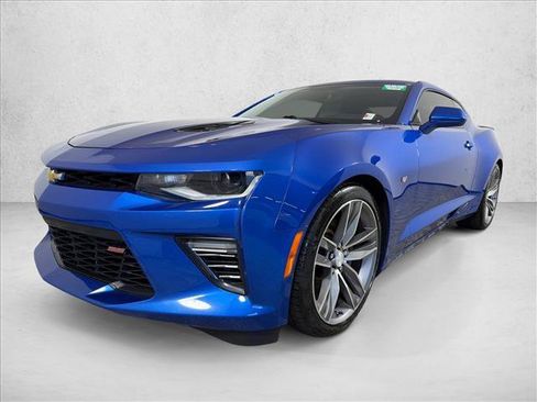 Used 2016 Chevrolet Camaro SS RWD image 9