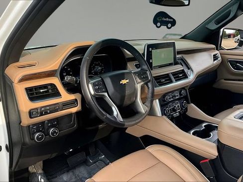 Used 2022 Chevrolet Tahoe Premier AWD/4WD image 17