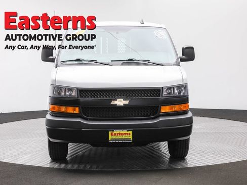 Used 2020 Chevrolet Express 2500 w/ Driver Convenience Package RWD image 2