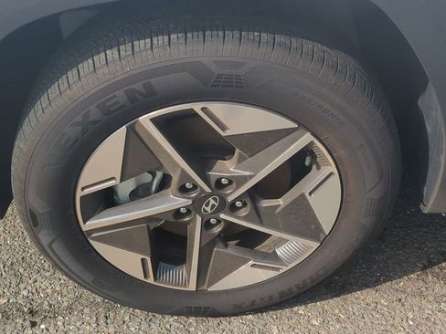 Used 2025 Hyundai Tucson SEL AWD/4WD image 9