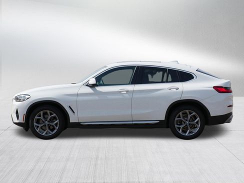 Used 2023 BMW X4 xDrive30i w/ Convenience Package image 3