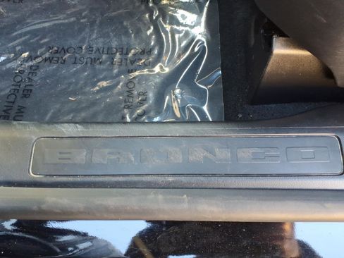 Used 2024 Ford Bronco Sport Outer Banks w/ Tech Package AWD/4WD image 18