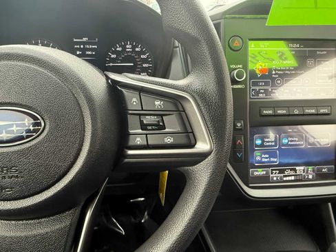 Certified 2025 Subaru Impreza 2.0i image 18