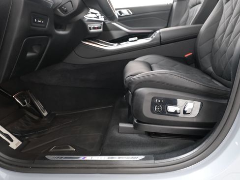 Used 2026 BMW X5 M60i w/ Executive Package AWD/4WD image 29