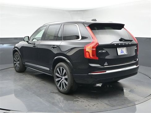 Used 2023 Volvo XC90 B6 Plus w/ Protection Package Premier image 6