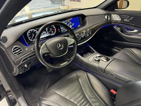 Used 2017 Mercedes-Benz S 550 4MATIC Sedan image 16