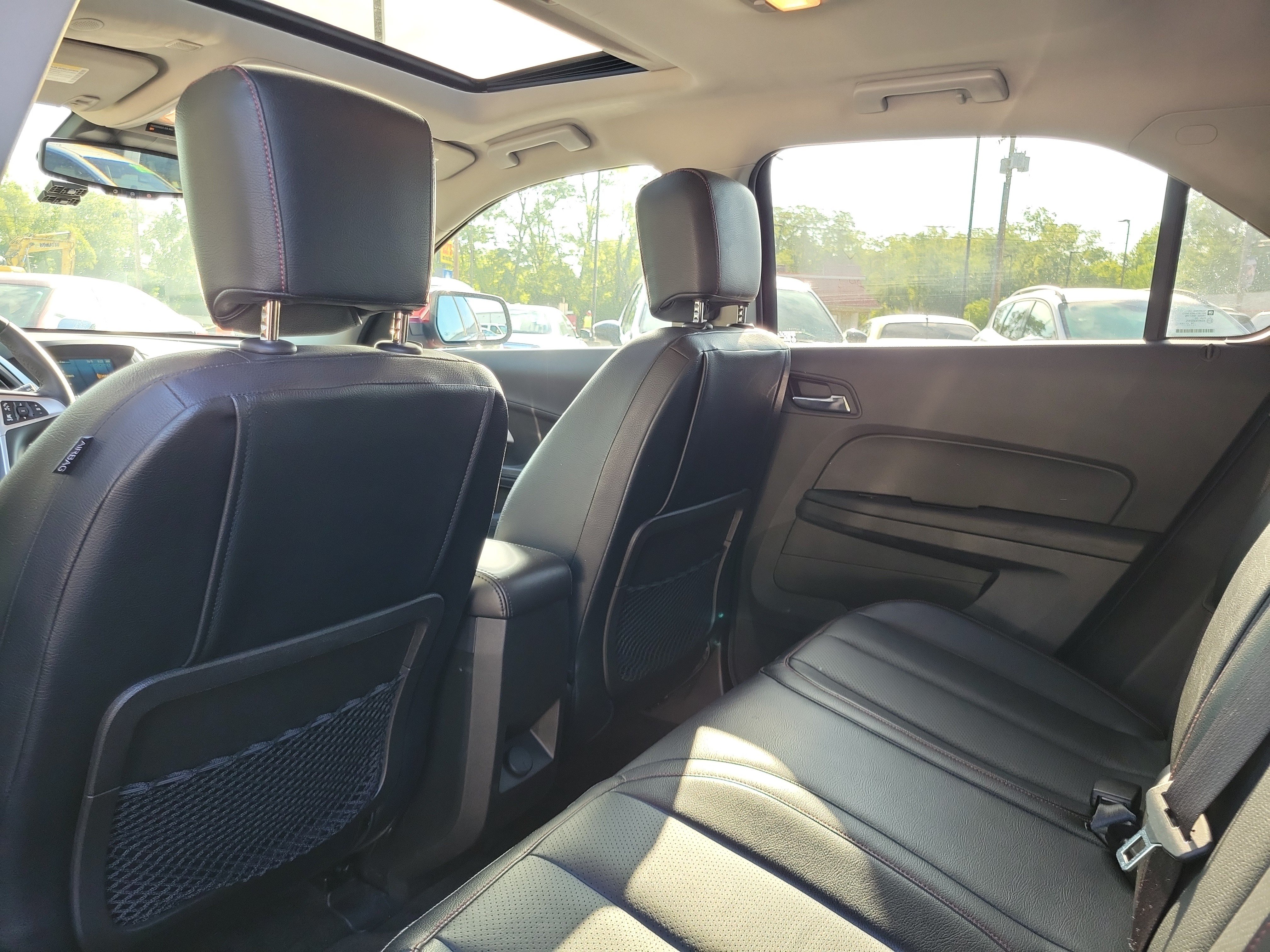 Used 2017 Chevrolet Equinox LT w/ Convenience Package FWD image 14