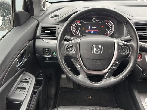 Used 2017 Honda Ridgeline RTL image 18