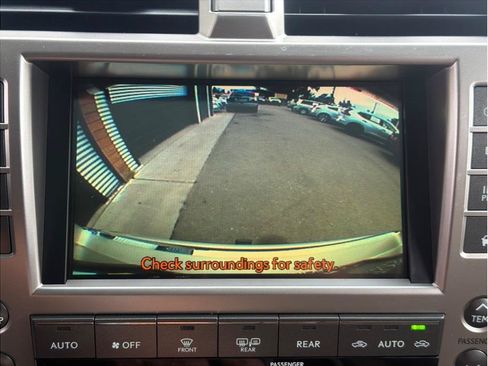Used 2011 Lexus GX 460 Premium AWD/4WD image 18