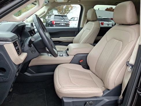 Certified 2024 Ford Expedition Limited image 13
