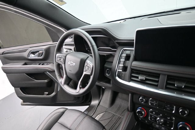 Used 2024 Chevrolet Tahoe RST w/ Luxury Package AWD/4WD image 18