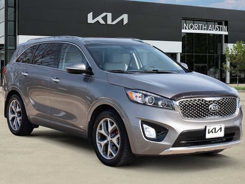 Used 2018 Kia Sorento SX image 8