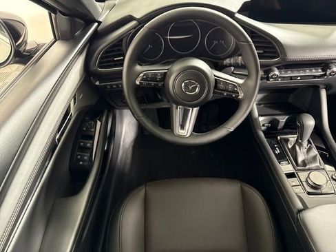 New 2026 MAZDA MAZDA3 Hatchback w/Premium Plus Pkg image 15
