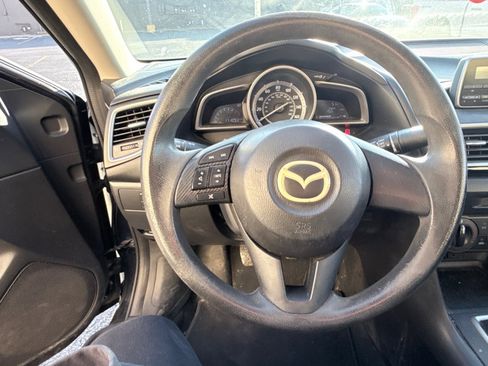 Used 2015 MAZDA MAZDA3 i SV image 14