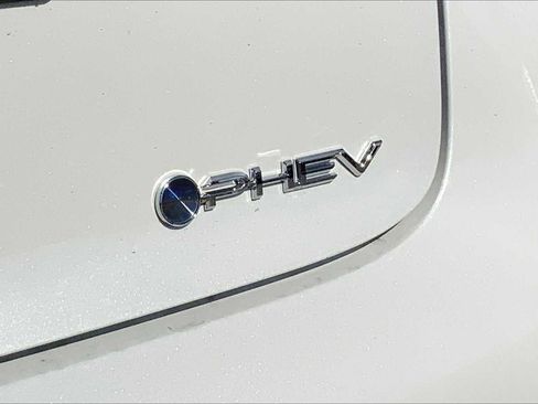 New 2026 Toyota Prius XSE Premium image 17