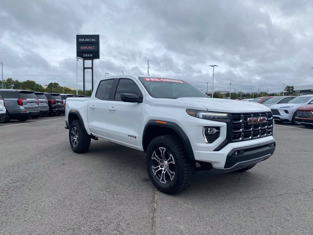 Used 2025 GMC Canyon AT4 AWD/4WD image 4