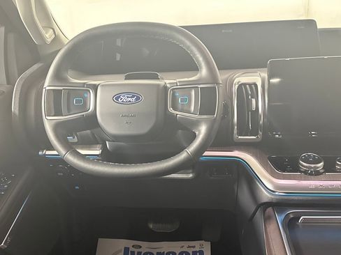 New 2026 Ford Expedition Max Platinum w/ Platinum Ultimate Package AWD/4WD image 26