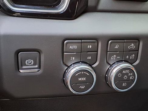 New 2026 GMC Sierra 3500 Denali Ultimate image 15