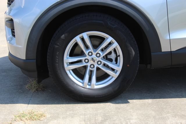 Used 2021 Ford Explorer XLT RWD image 9