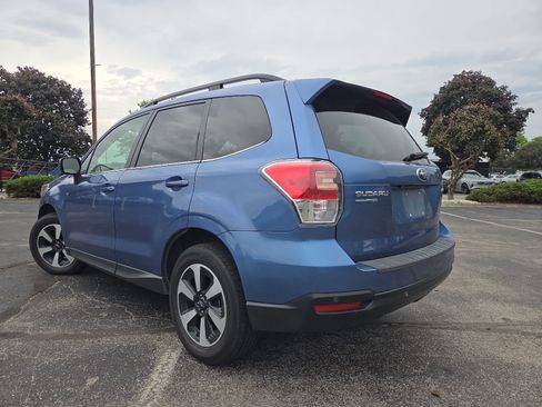 Used 2018 Subaru Forester 2.5i Limited AWD/4WD image 10