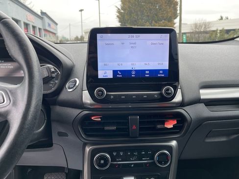 Used 2020 Ford EcoSport SES image 23
