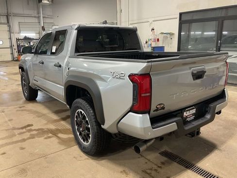 New 2026 Toyota Tacoma TRD Off-Road image 4