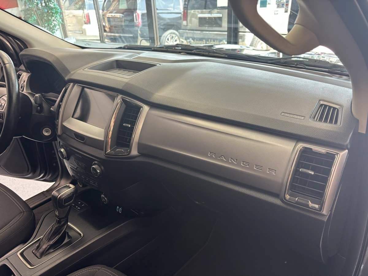 Used 2019 Ford Ranger XLT w/ Equipment Group 302A Luxury RWD image 14